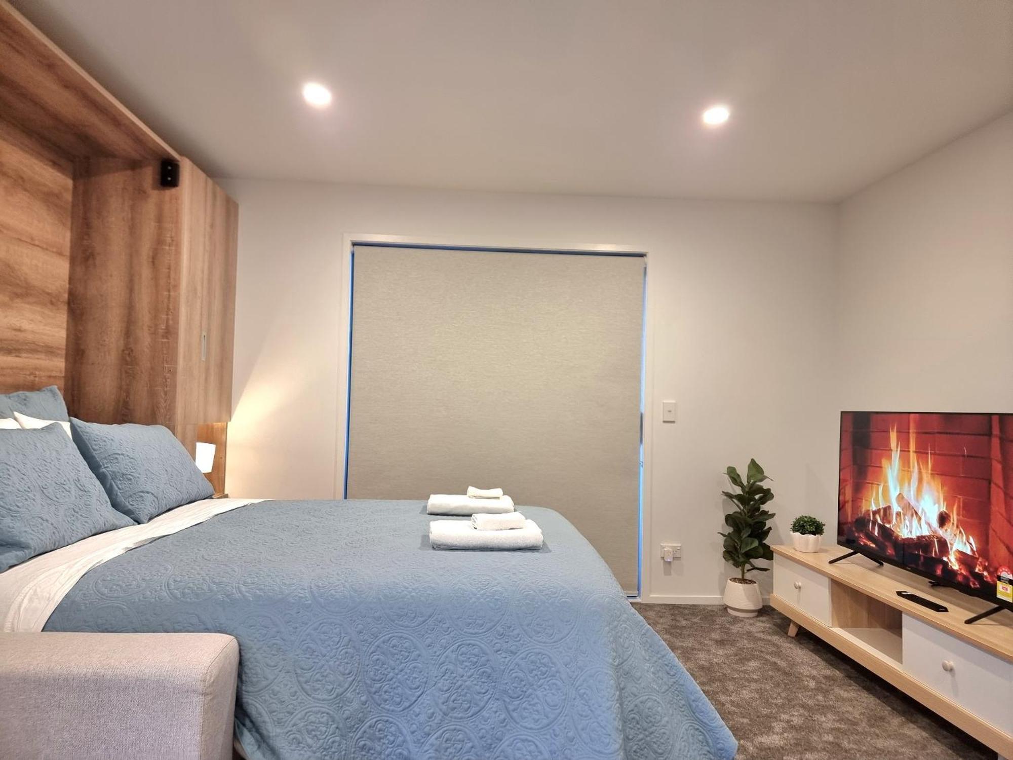 Brand New Central Studio On Wilmer Christchurch Exteriör bild